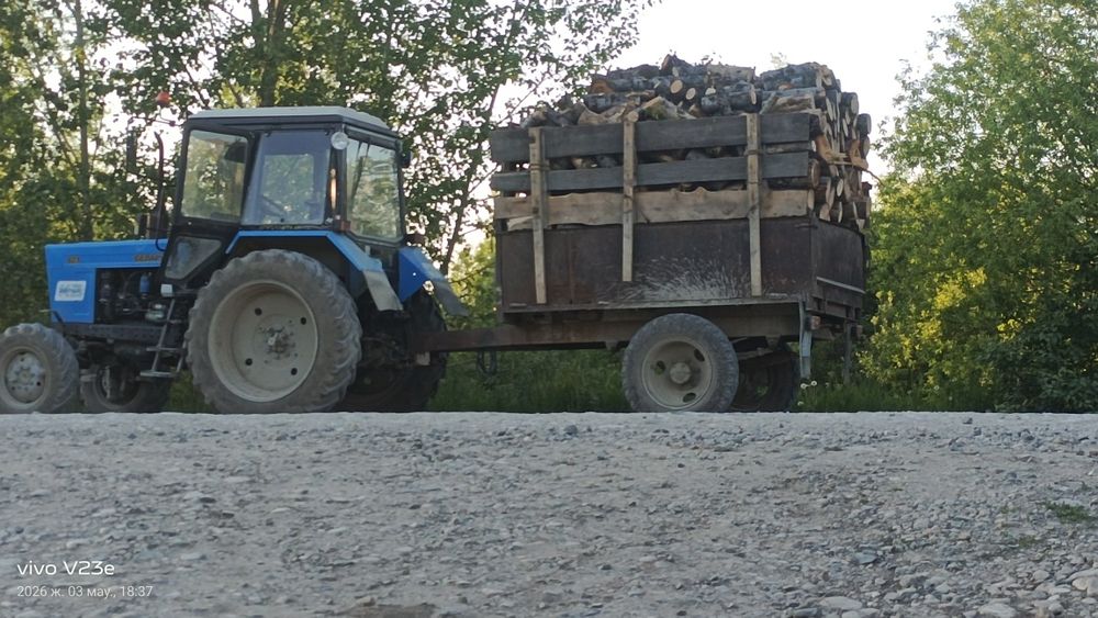 Продам дрова чурками и долгатём .