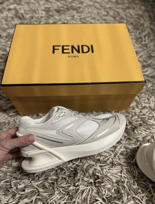Дамски кецове FENDI