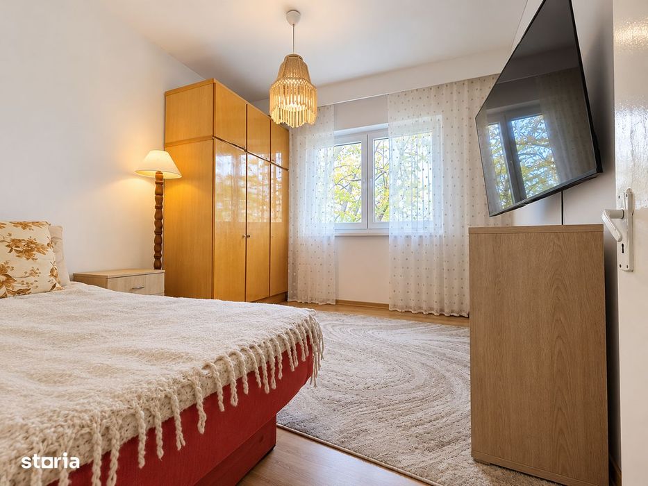 Apartament 3 camere, decomandat, etaj 2/4, Ultracentral – Mioriței