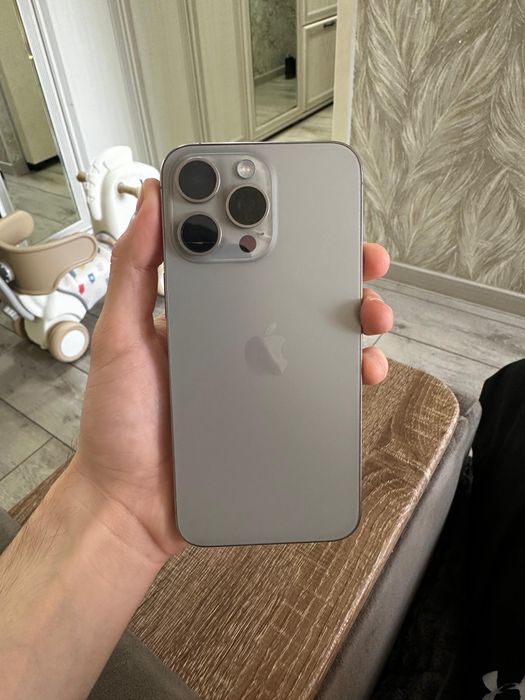 Продам Айфон 15 pro max 256gb