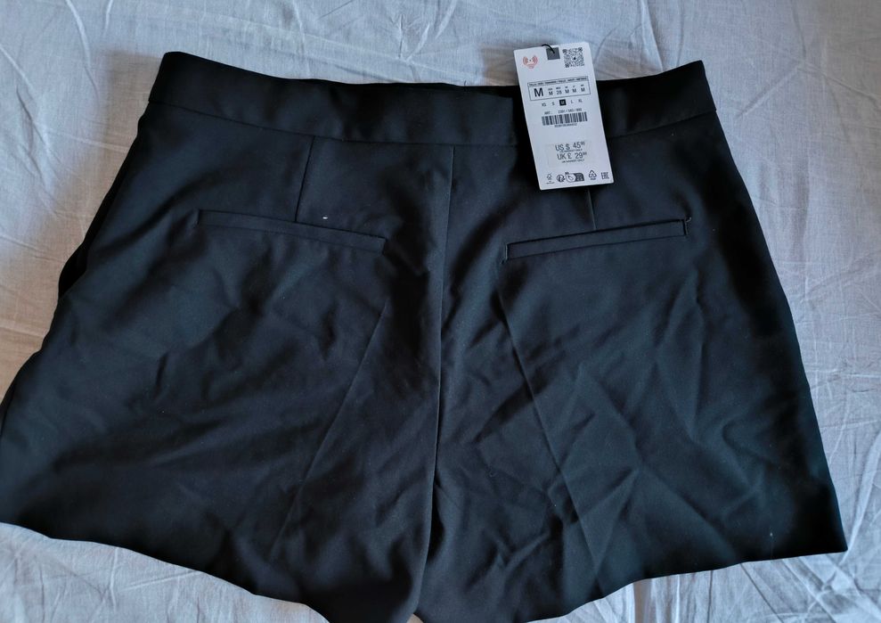 Zara дамски къси панталони размер Medium M