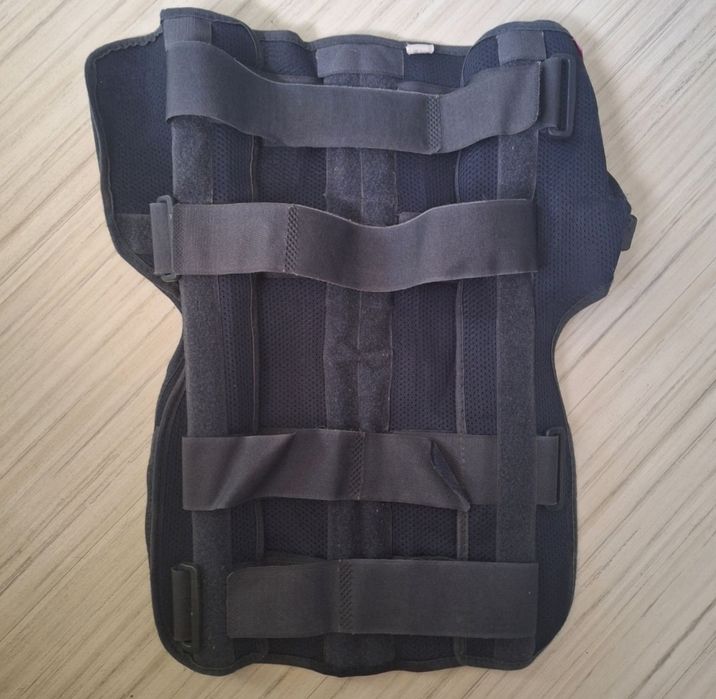 Ортопедична наколенка