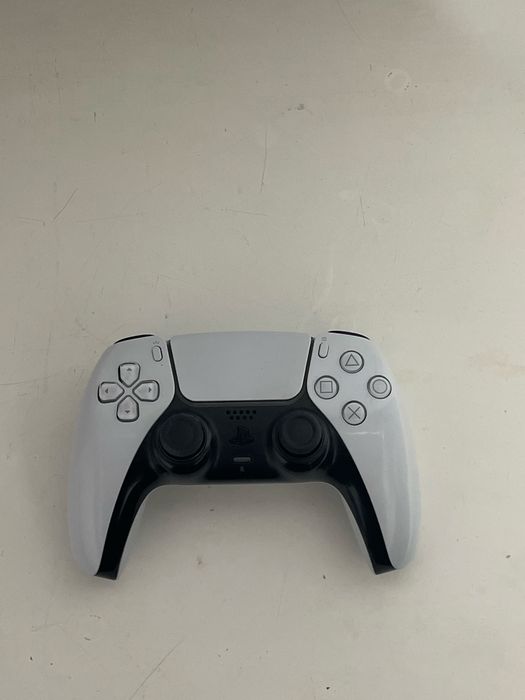 Продам оригинальный джойстик Playstation 5