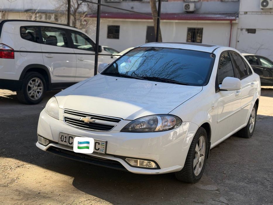 Gentra 1.5 Xolati yaxshi kraskalari bor