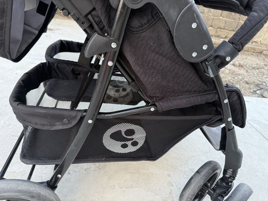 Бебешка количка за близнаци