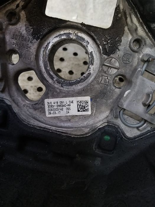Volan piele in 3 spite cu comenzi skoda octavia 3 3v0419091l