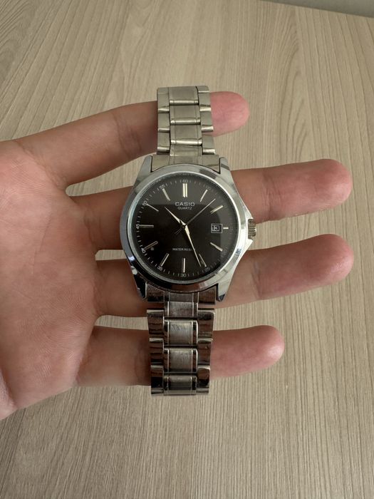 Срочно продам часы Casio