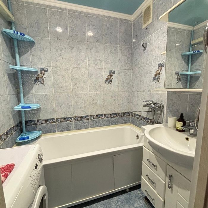 Посуточно,  по час.