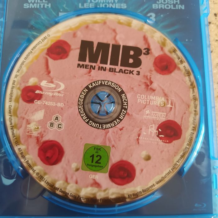 Blu-Ray филми Hangover и Men in Black III