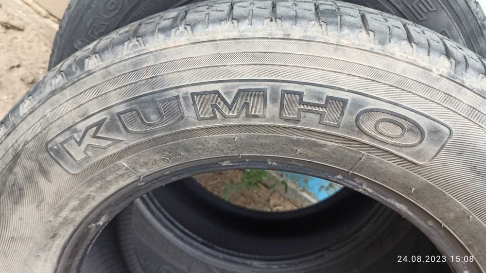 Шины летние 235/65/17