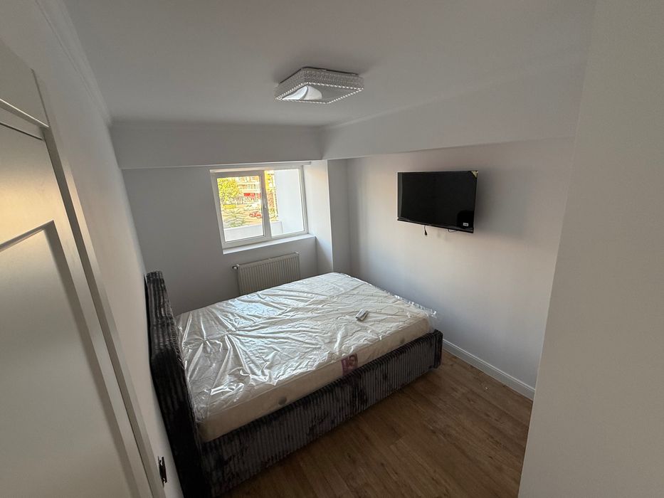 Apartament 3 camere de închiriat disponibil- Centru Târgoviște 87mp