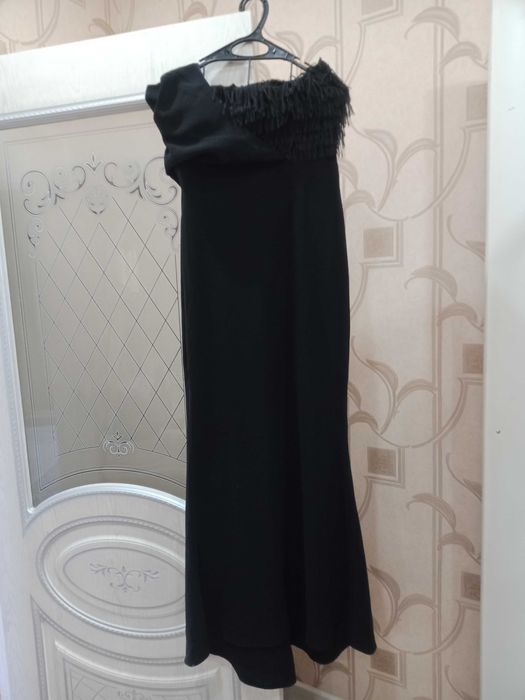 Продам платье и туфли , брюки