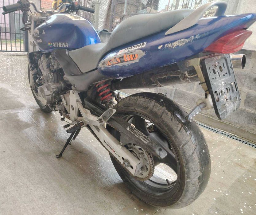 хонда хорнет CB 600 на части