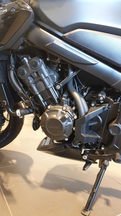 Honda CB650R Black Edition înmatriculată - import Italia - garanție