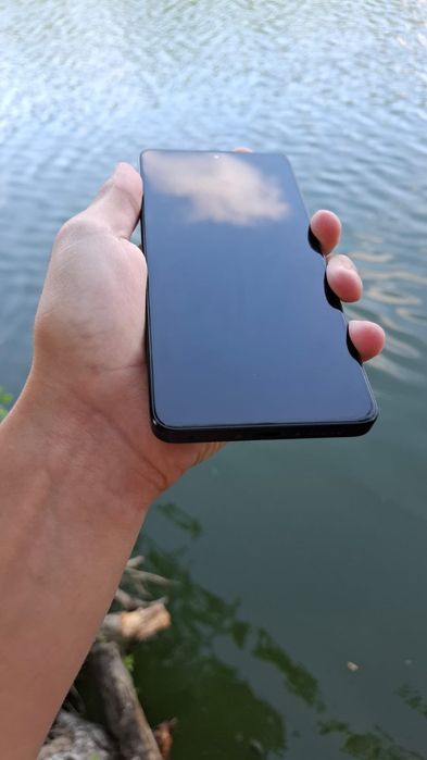 Продам Poco x7 pro
