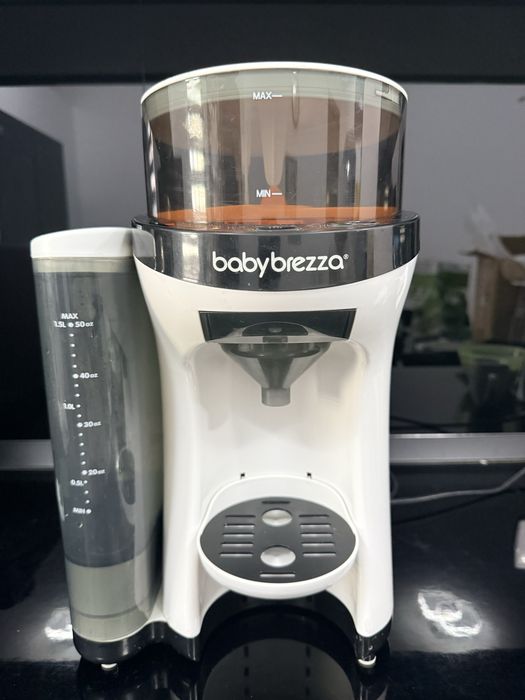 Baby Brezza Formula Pro Advanced – aparat preparare lapte praf