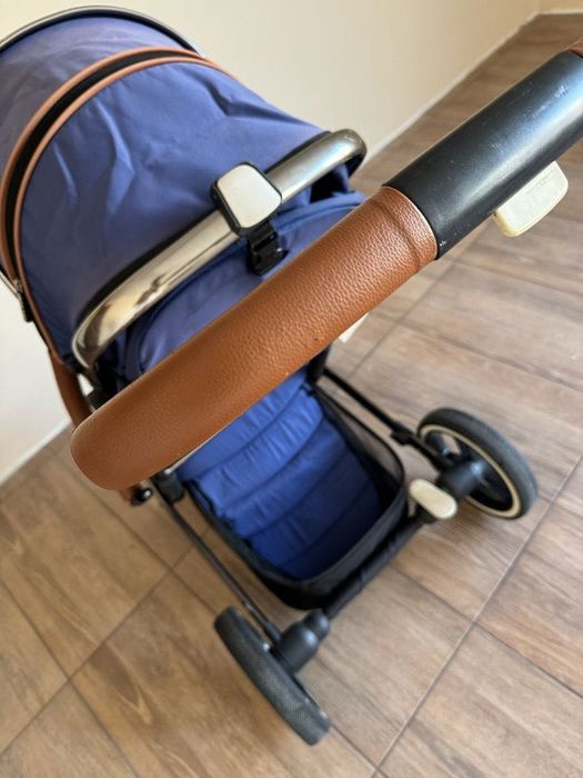 Бебешка количка Kikka Boo Divaina