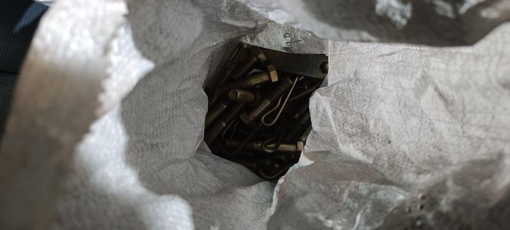 Продаю на сельхозтехнику на Мтз