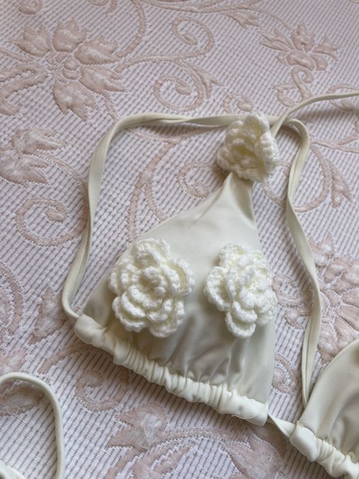 Дамски бански костюм