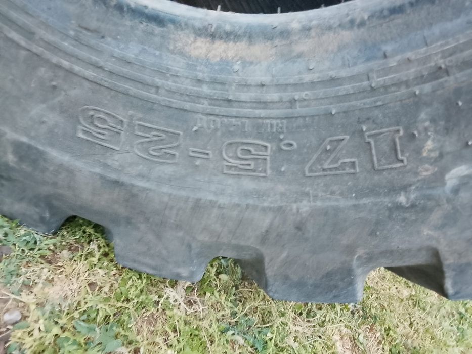 Продам колеса на Погрузчик