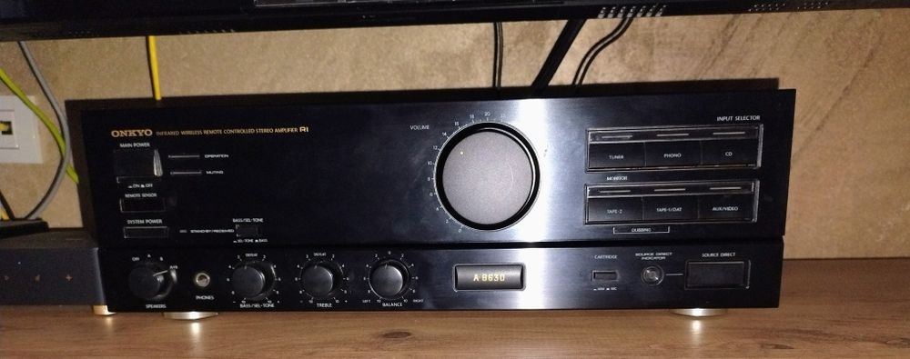 Onkyo A-8630  stereo amplificator 2x60 watt