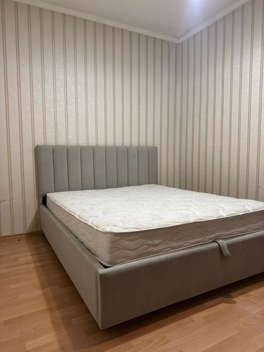 Продам двухспальную кровать