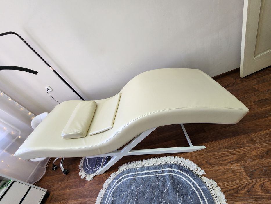 Анатомическая кушетка