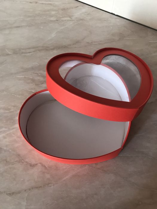 Коробки-сердца из плотного картона