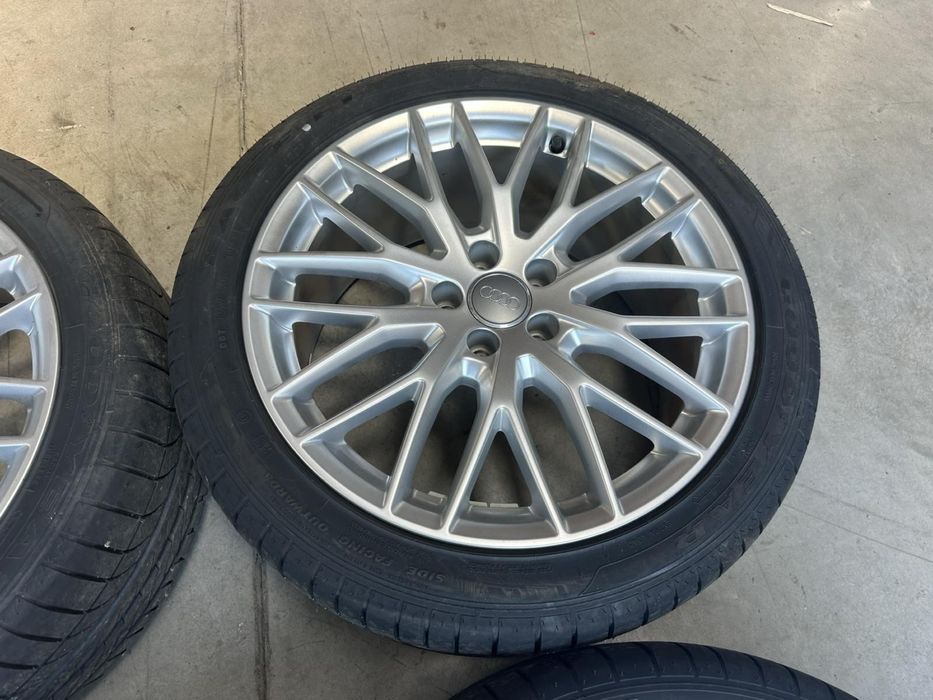 Audi A6 C7 Комплект джанти със летни гуми 255/40/19