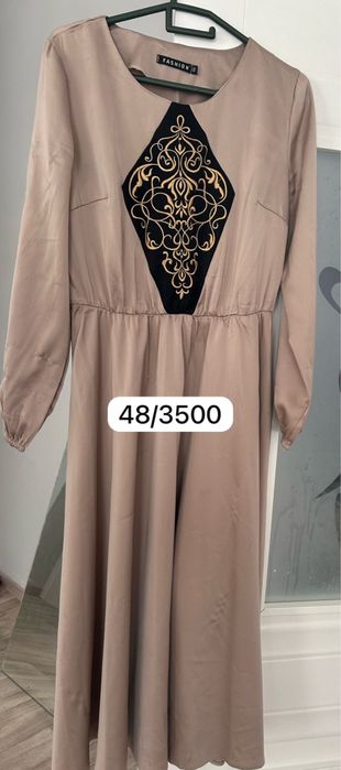 Платья женская цена видно