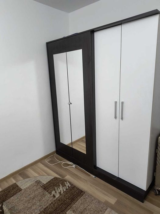 De inchiriat apartament cu 2 camere decomandate str. Mihai Viteazul, Brasov - aproape de Universitatea Transilvania
