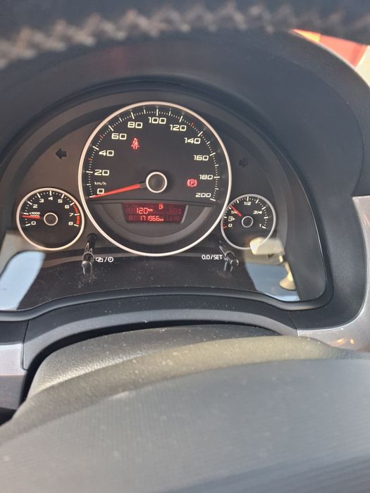 Seat mii de vânzare