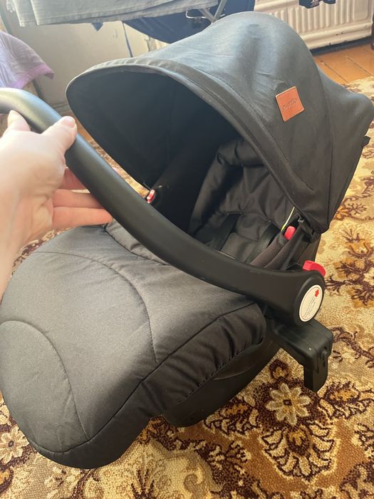 Продам детскую коляску