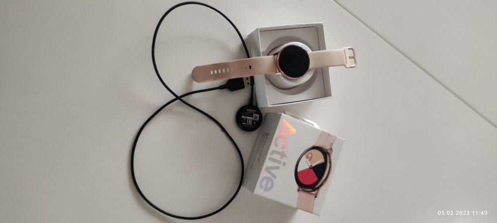 Смарт часы Samsung active