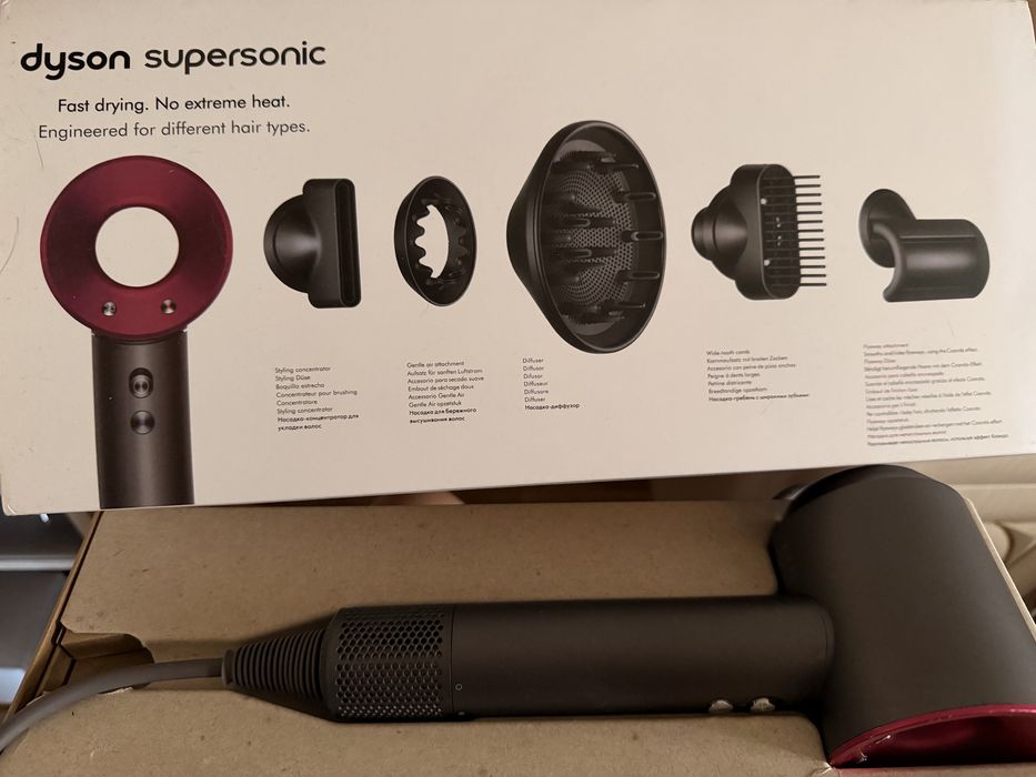 Фен Dyson оригинал с насадками