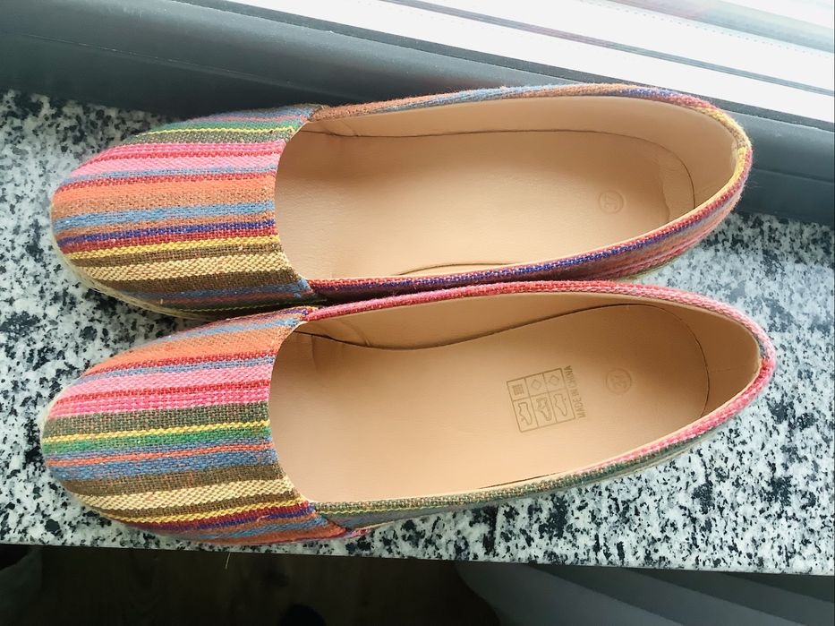 Pantofi cu platforma, 37