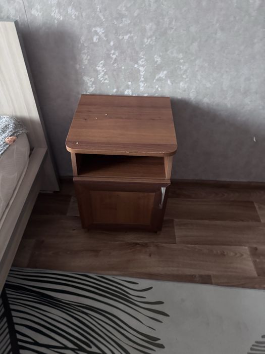 Продам кровать 45 000 тумбочки и клмод