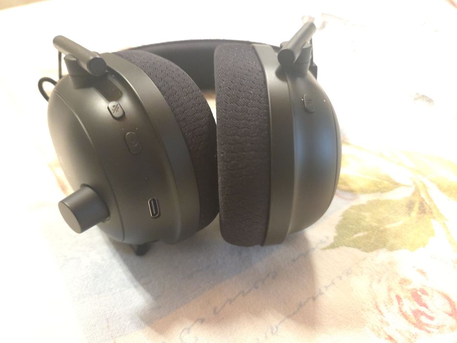 Безжични слушалки Razer Blackshark v2 pro (2023)