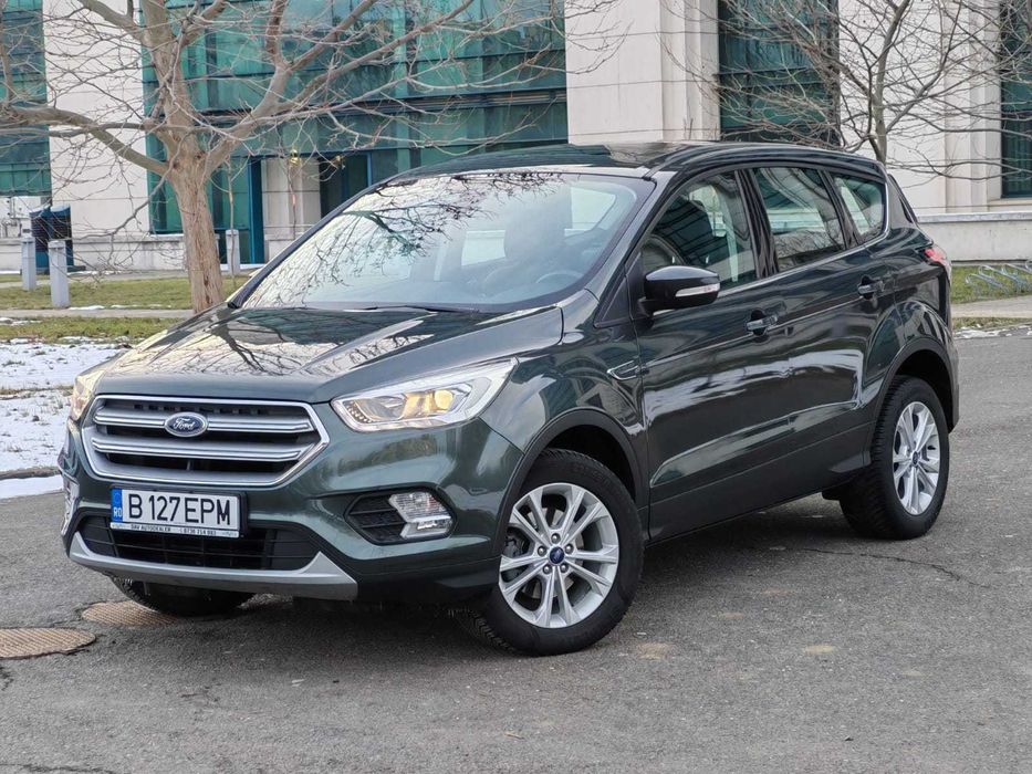Ford Kuga an 2018 Benzina Panoramic