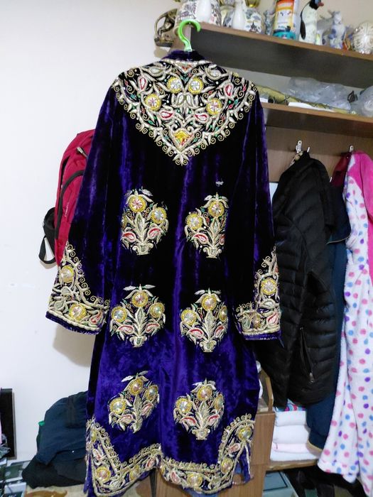 Продаётся золотошвейный Чапан старинный Бухарски