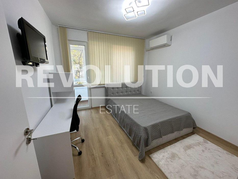 Дава се под наем Тристаен апартамент в Варна, Спортна зала - 90 кв.м за 947.58 € - Снимка #3