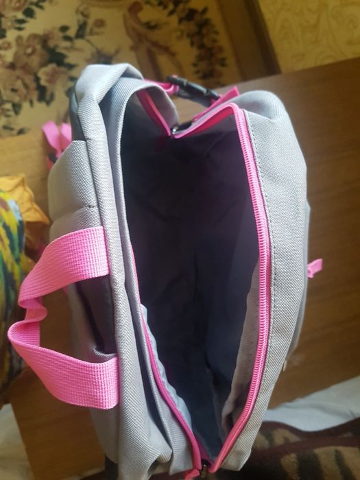 Продаётся ранец для девушек