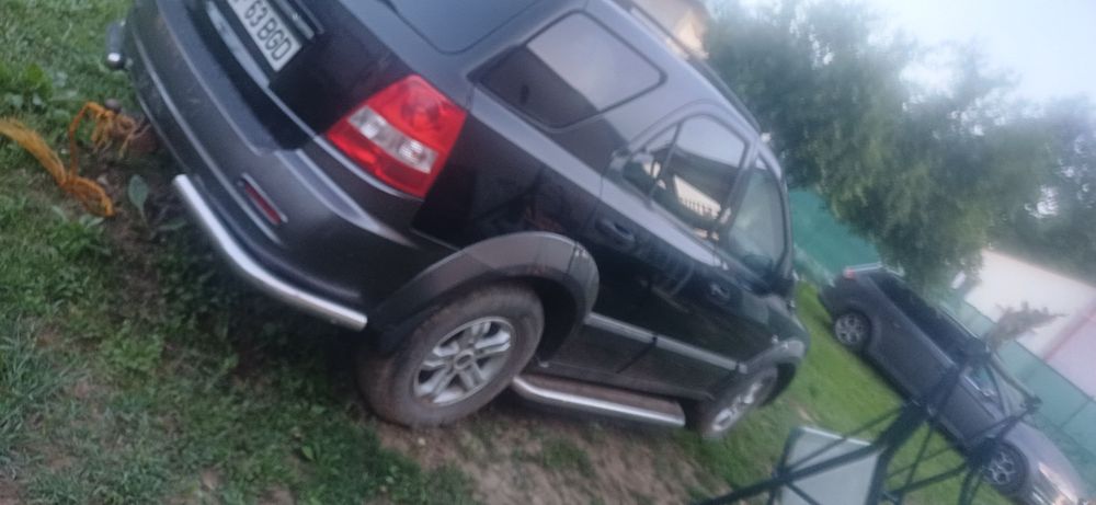 Kia sorento 25 disel.4x4 4x2 stare buna acte expirate fiscal.1800euro schimb