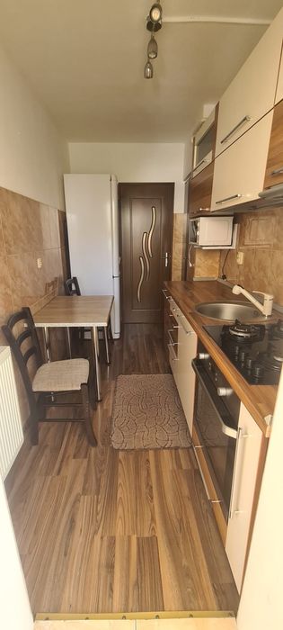 Închiriez apartament 2 camere