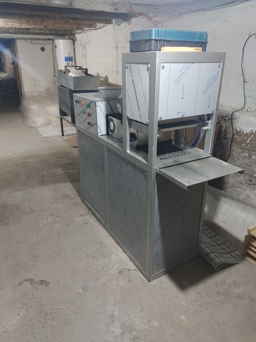 Oqqand ishlab chiqarish uskunasi sotiladi