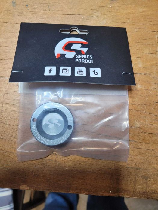 Capac roata fata, joja ulei, joja lichid transmisie tuning SIP pentru Vespa LX, ET4, GTS/alte modele - NOI