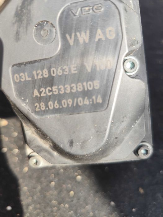 Дросел клапа Ауди 2.0 TDI 143