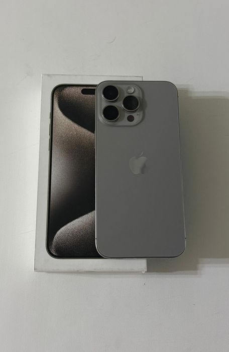 Продам айфон 15 про макс