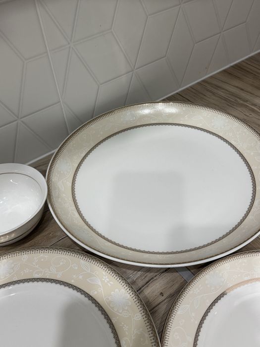 Продам срочнр сервиз