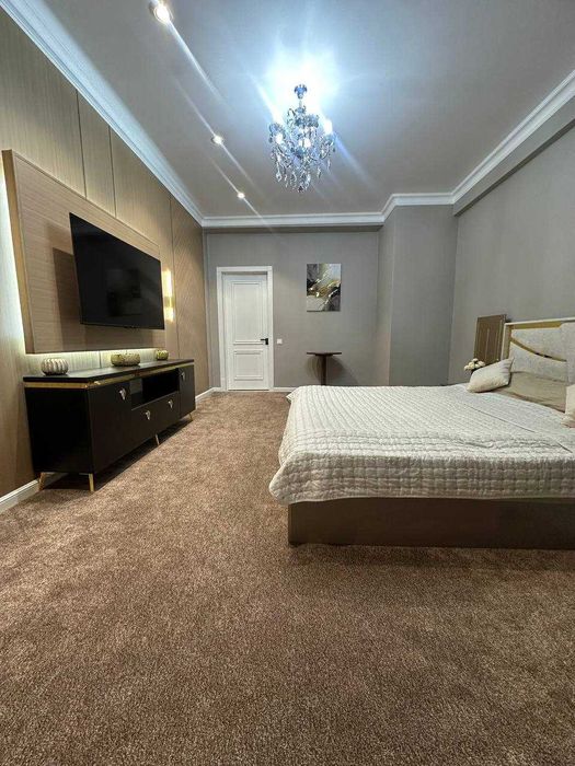 Срочна Сдается кв в Шайхантахур Ул Караташ 3 комнаний Новостройка